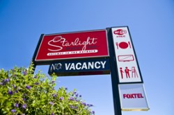 Starlight Motor Inn - 20B Bowen Street (Warrego Hwy) Roma QLD 4455